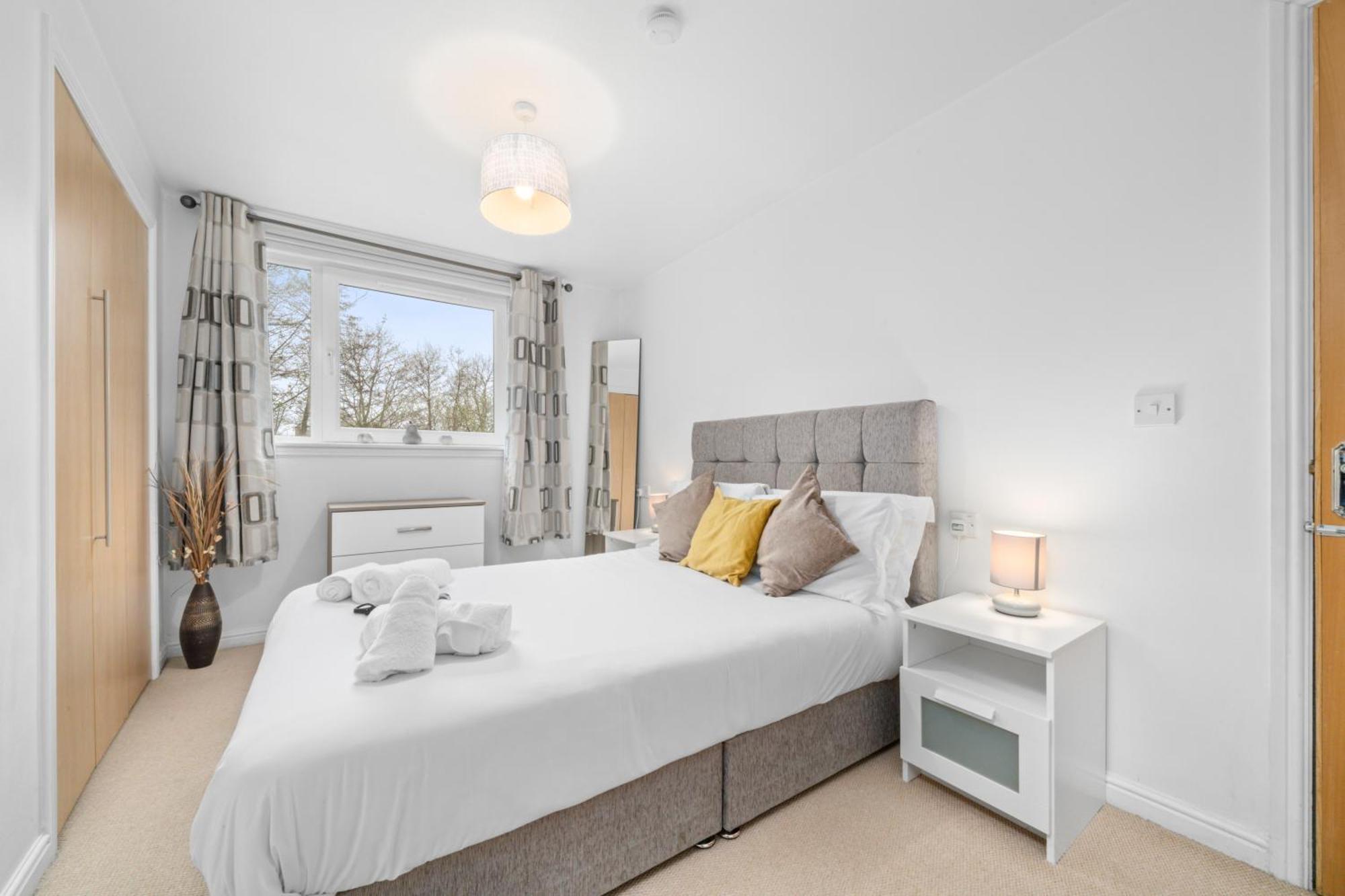 Saughton Suite With Views Of Water Of Leith Édimbourg Extérieur photo